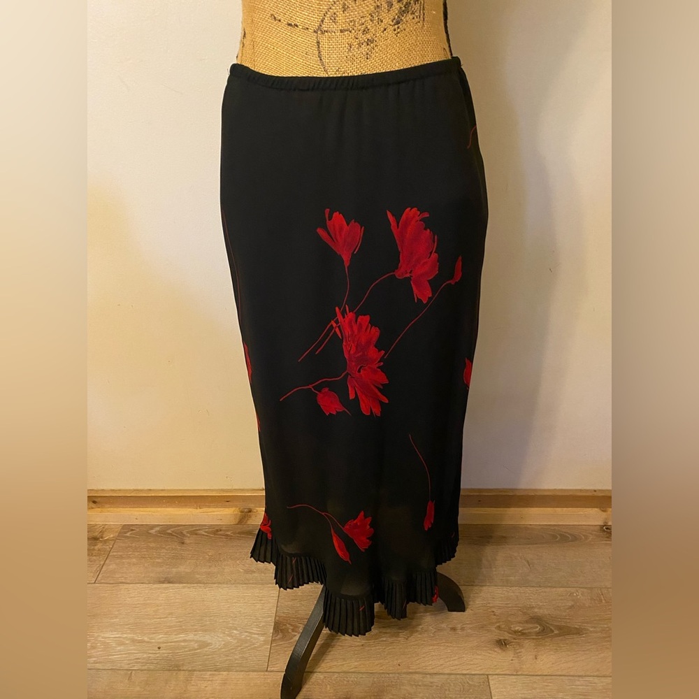 90s Romantic Whimsigoth Black Chiffon Floral Skirt Accordion Pleat Trim Size 10